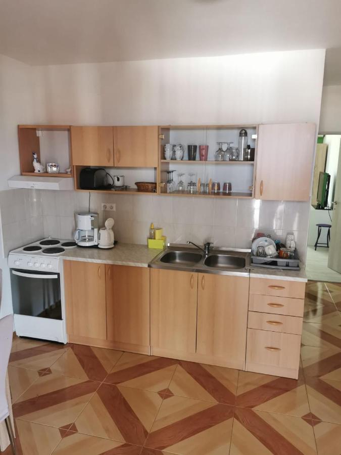 Guarda Alla Vita Njivice Dış mekan fotoğraf