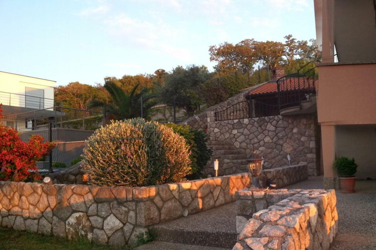 Guarda Alla Vita Njivice Dış mekan fotoğraf