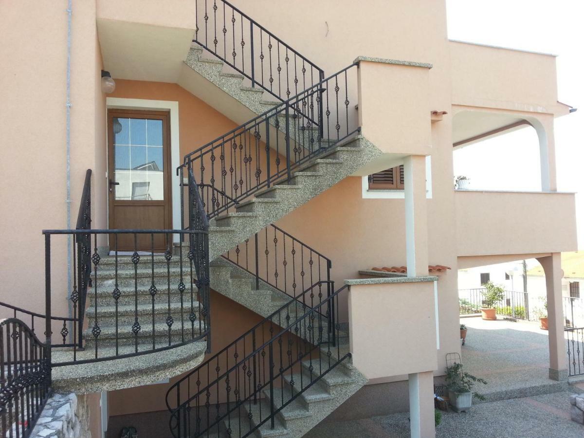 Guarda Alla Vita Njivice Dış mekan fotoğraf